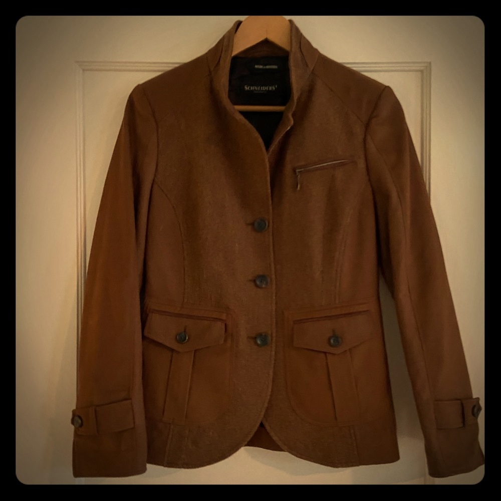 Schneider’s wool jacket for Beretta